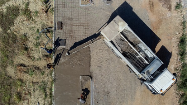 Recyceltes Material kann vor Ort wieder eingebaut werden. Recyceltes Material kann vor Ort wieder eingebaut werden.