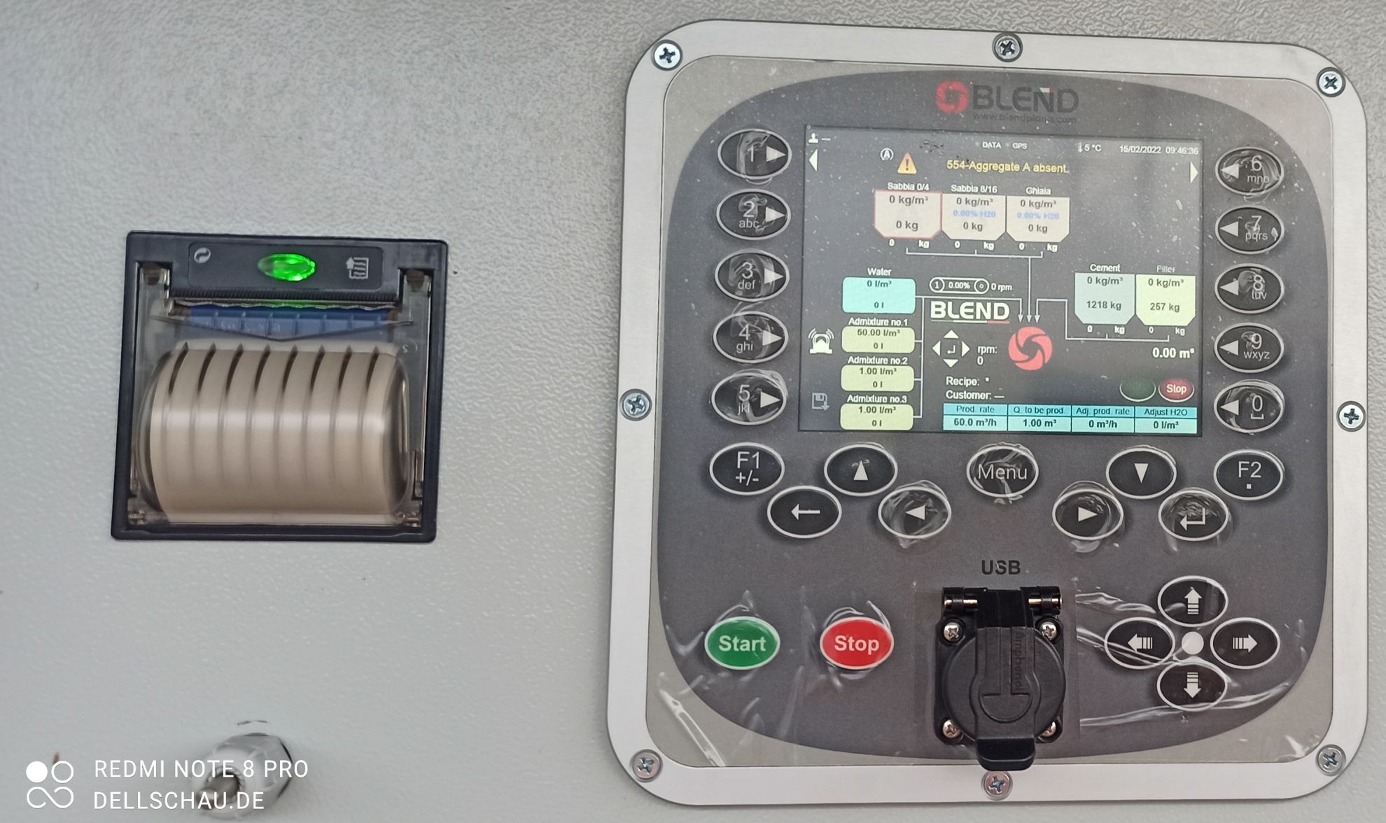 Detail: intuitive BLENDMatic Steuerung und Rezeptverwaltung einer A240. Daneben der Drucker. Klein aber OHO! Detail: intuitive BLENDMatic Steuerung und Rezeptverwaltung. Diese Mischungsanweisung (aktuell: überall "0" - nix programmiert)